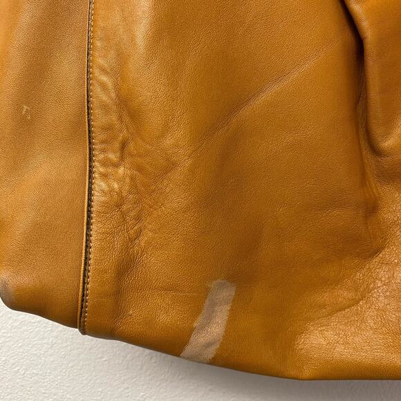 Chloe Large Amy Tote Bag in Carmel - Picture 6 of 12